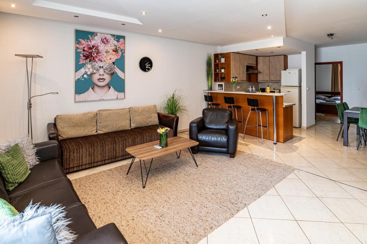 Elite Center Apartman Seghedin Exterior foto