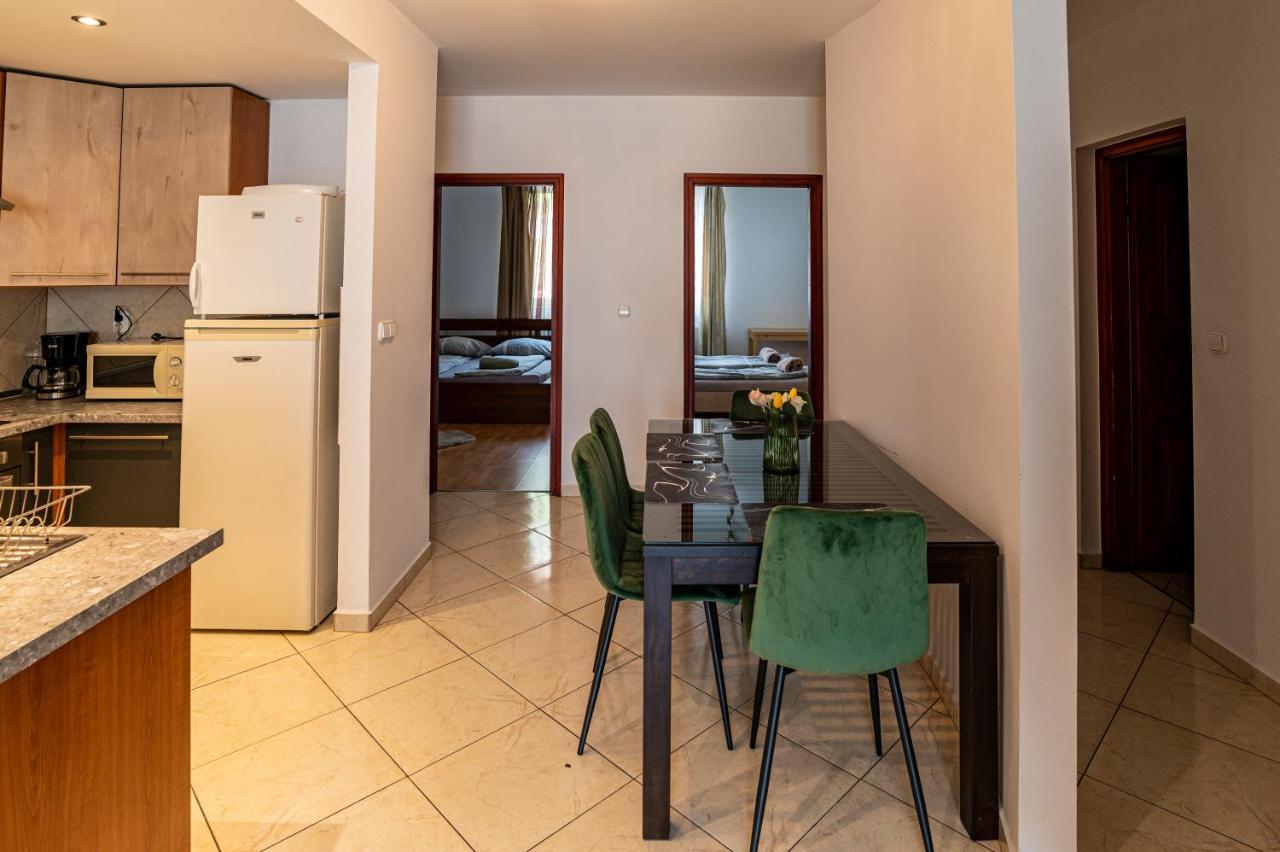 Elite Center Apartman Seghedin Exterior foto